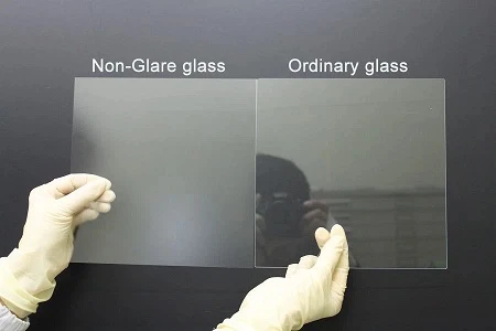 antireflective glass