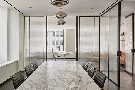 textured-glass-walls